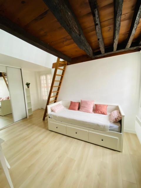 Paris Louvre Apartment ภายนอก รูปภาพ